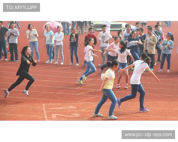 “金牛区城北体育馆：舞者们挑战动作极限，运动舞蹈赛场上演速度与优雅的碰撞”